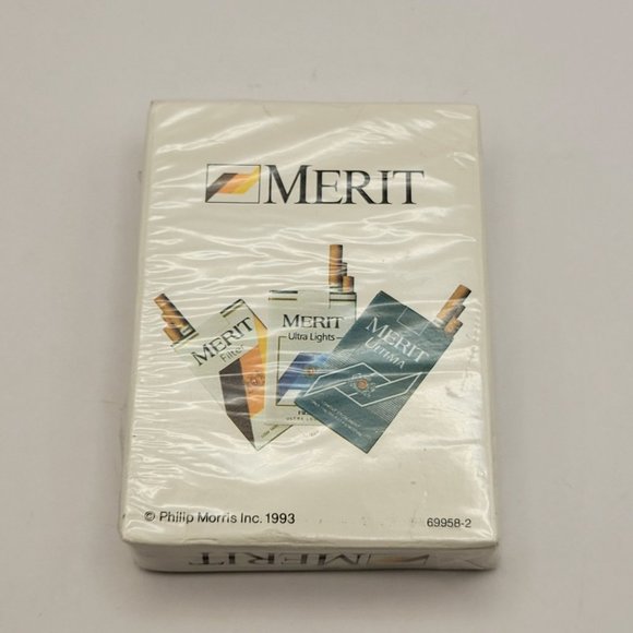 Merit Cigarettes Poker Playing Cards Vintage 1993 Philip Morris SEALED - Picture 1 of 7